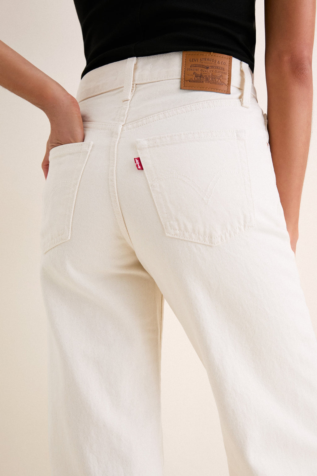 Barely Freezing Ribcage Wide Leg H223 Jean